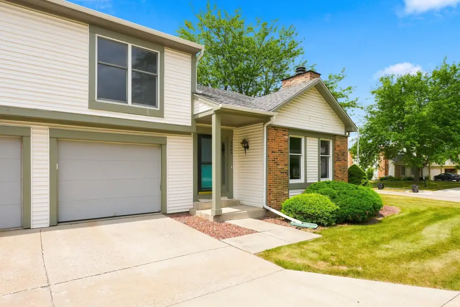 5005 Pinebrook Drive, Fort Wayne, IN 46804 - #2