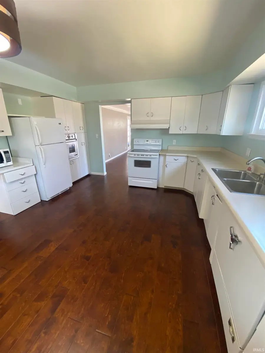 2701 Leroy Avenue, Fort Wayne, IN 46805 - #3