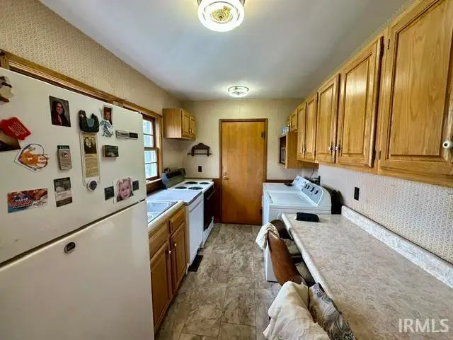 112 Edgewood Drive, Bedford, IN 47421 - #2