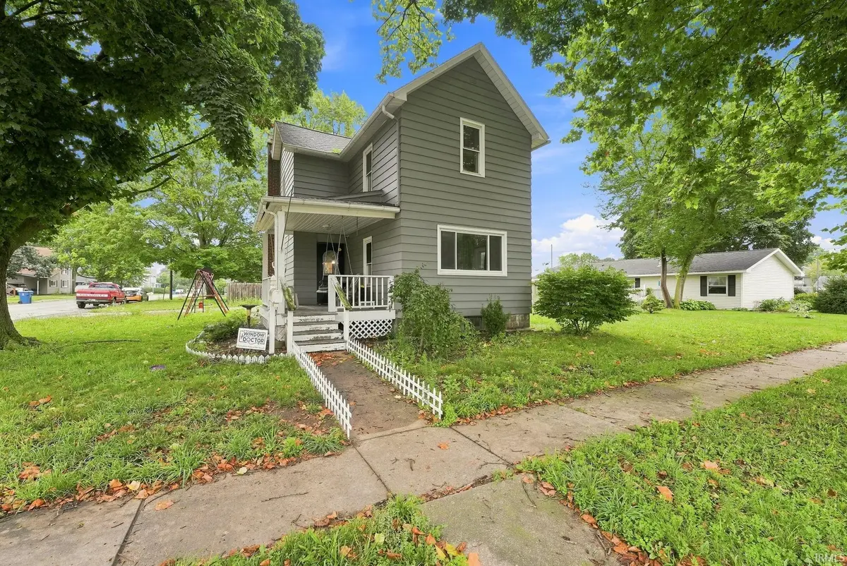 1002 S Van Buren Street, Auburn, IN 46706 - #1