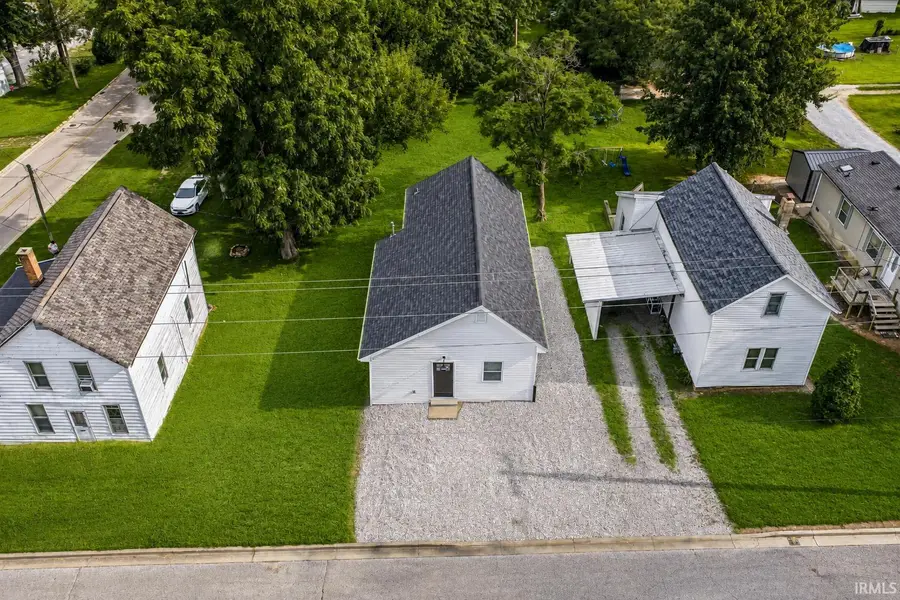 704 E Ninth Street, Huntingburg, IN 47542 - #3