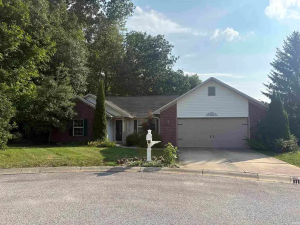 570 S Cobblestone Court, Bloomington, IN 47403