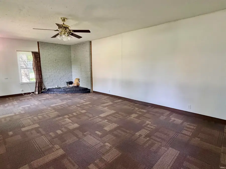 1403 S Miller Avenue, Marion, IN 46953 - #3