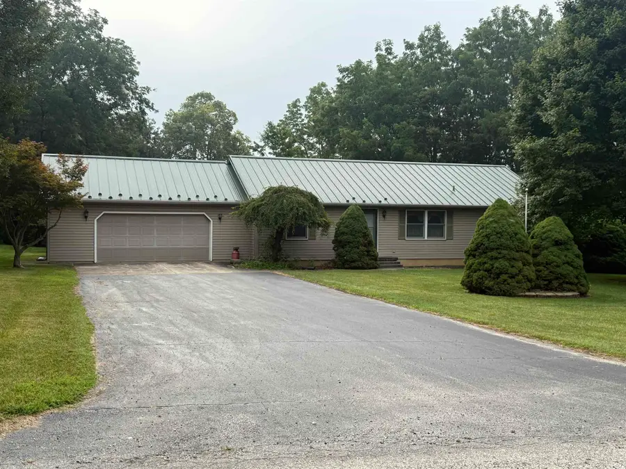 372 N 300 W, Columbia City, IN 46725 - #3