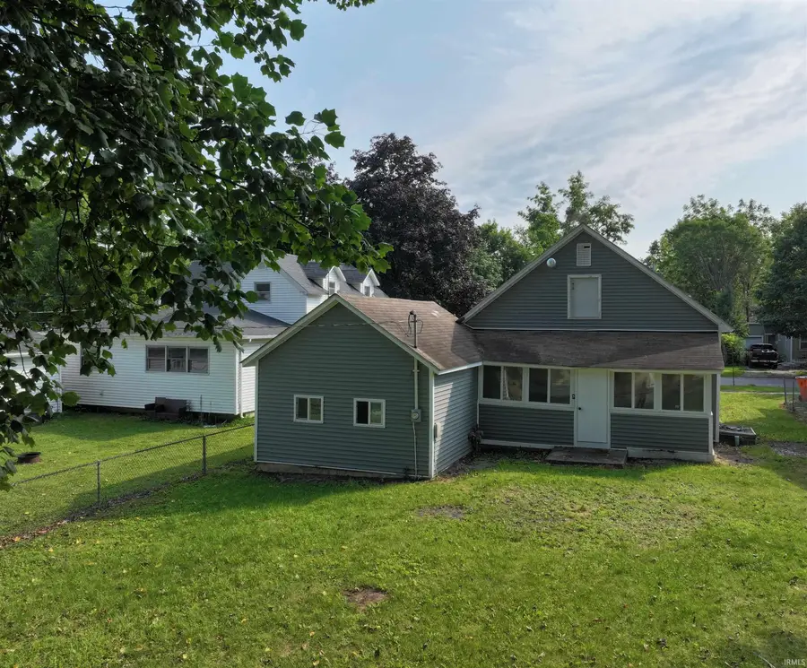 606 S Market Street, Winamac, IN 46996 - #3