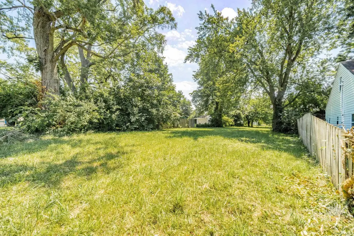 111 E Berkley Avenue, Muncie, IN 47303 - #1