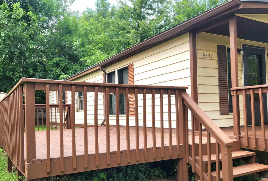 9837 N Happiness Drive, Syracuse, IN 46567 - #2
