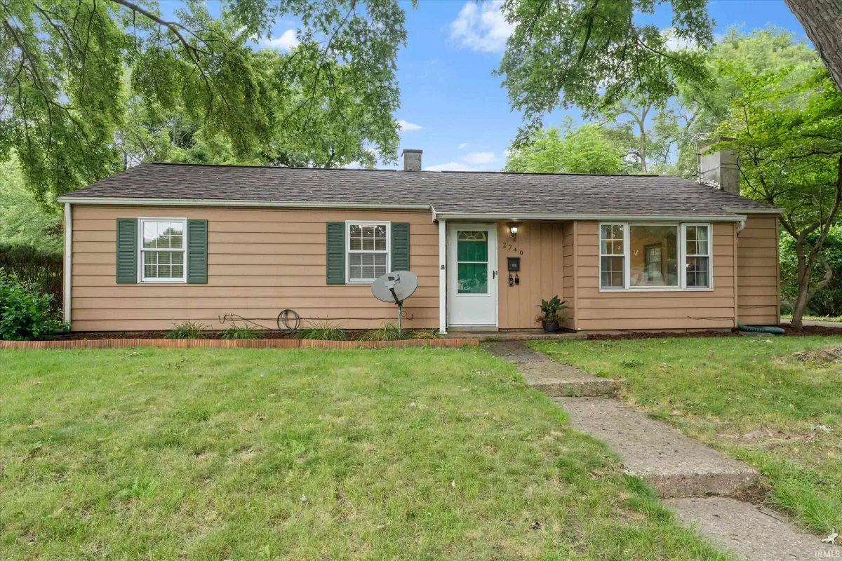2740 Southeast Drive, South Bend, IN 46614 - #1