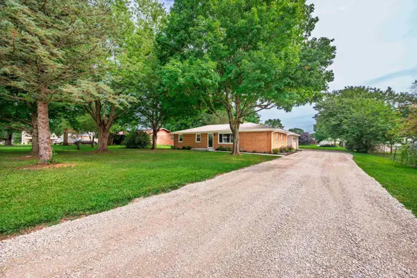10604 N Mansfield Drive, Muncie, IN 47303