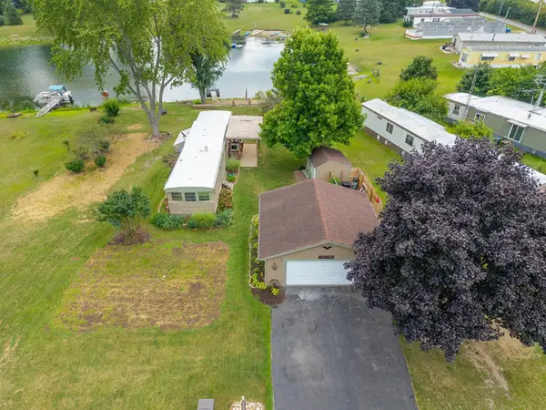 500 Ln 101 Long Beach Lake, Fremont, IN 46737
