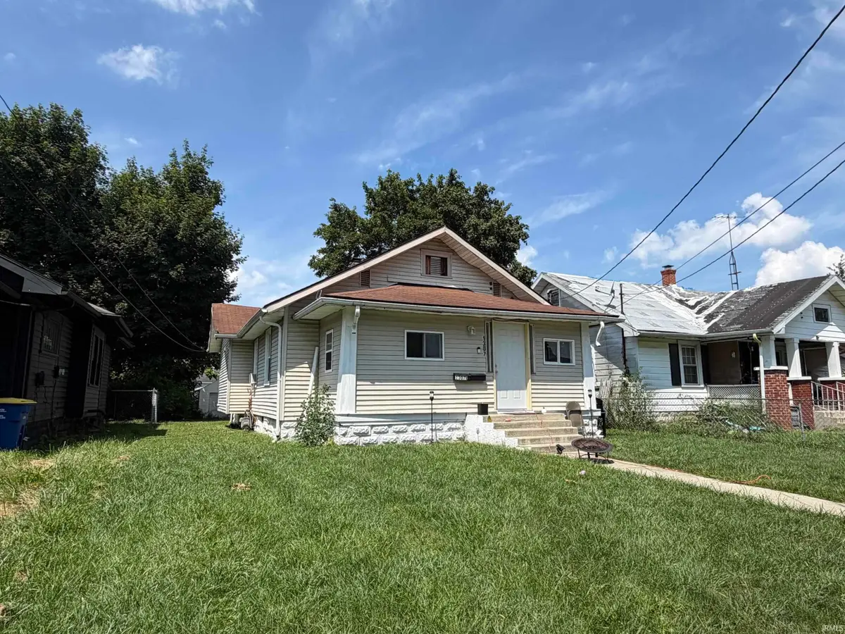 1307 S Ebright Street, Muncie, IN 47302 - #1