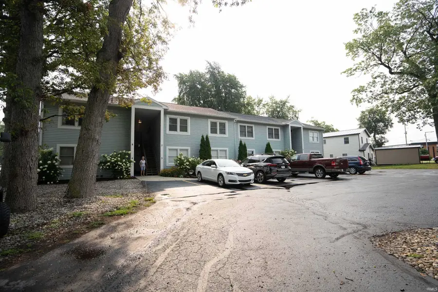 700 S Lakeside Drive #4, Syracuse, IN 46567 - #3