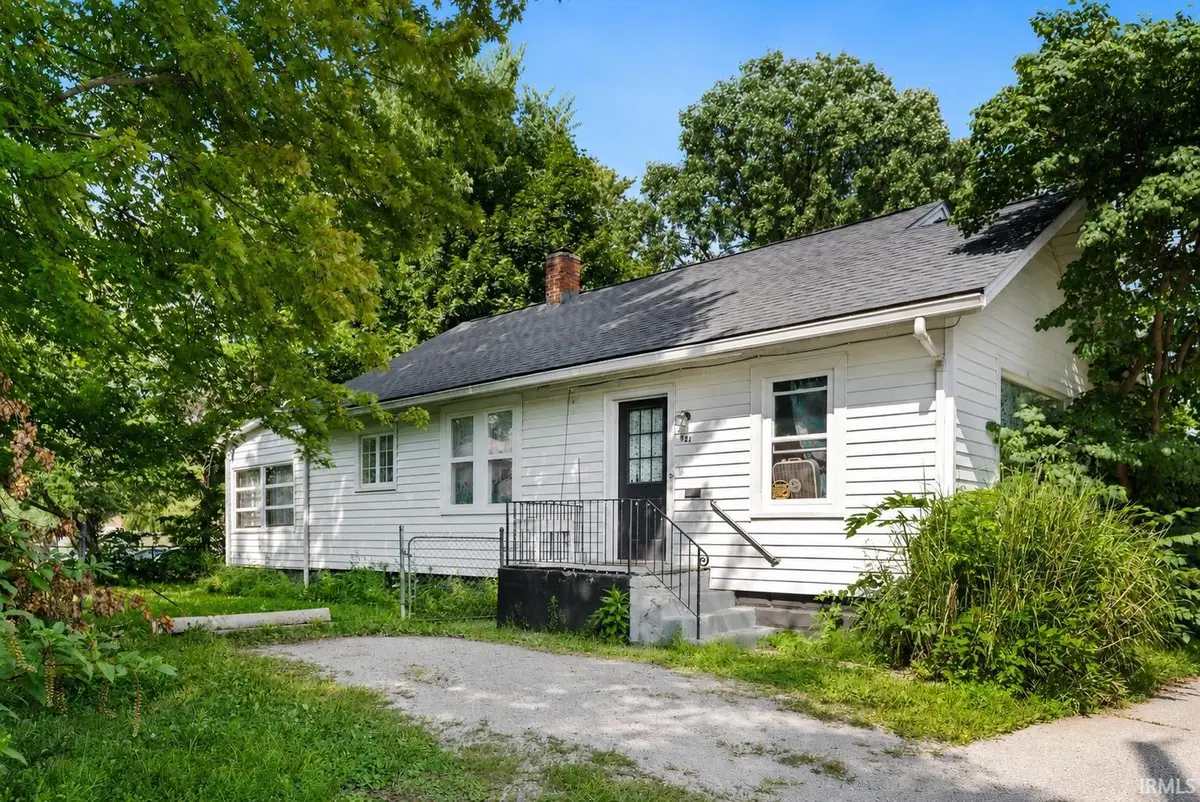 921 Emmett Lane, Fort Wayne, IN 46805 - #1
