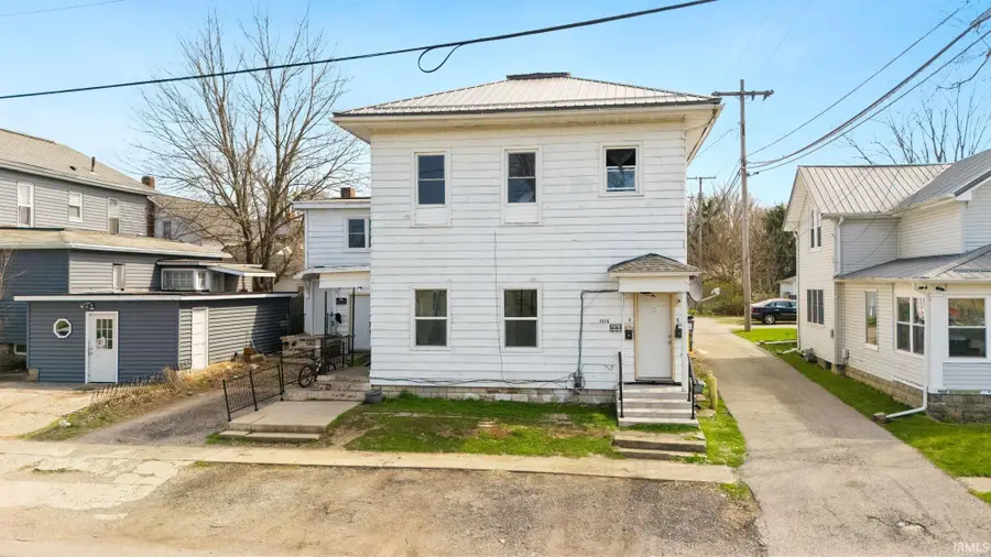 109 S Wood Street, Warsaw, IN 46580 - #2