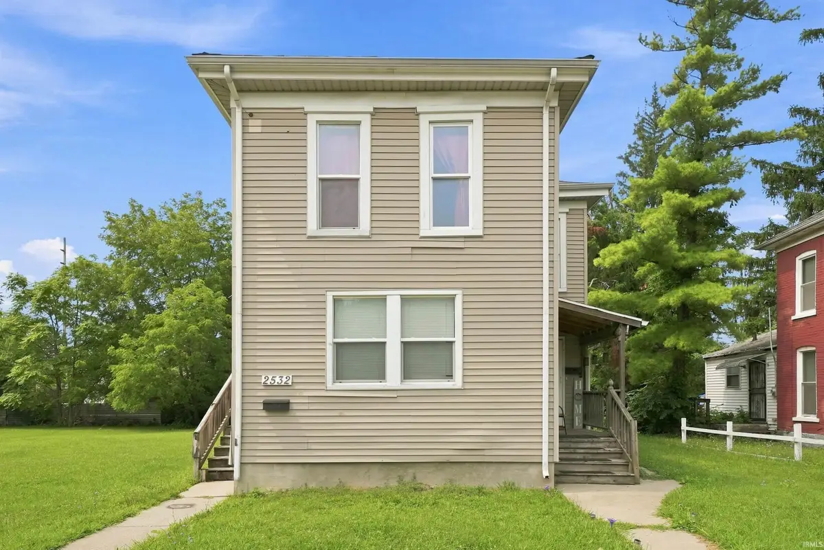 2532 S Hanna Street, Fort Wayne, IN 46808 - #1