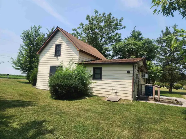 595 Winchester Road, Geneva, IN 46740