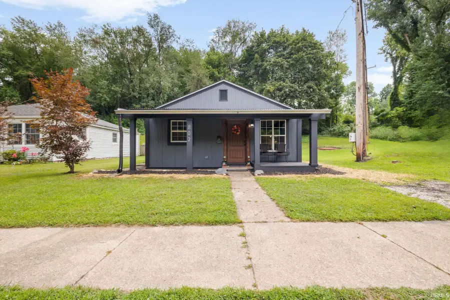 802 E Chippewa Avenue, South Bend, IN 46614 - #2