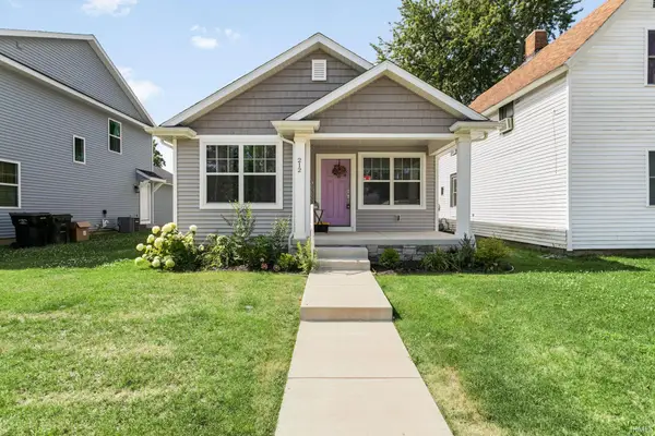 212 E Dubail Avenue, South Bend, IN 46613