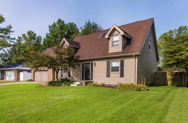 641 Woodbriar Court, Evansville, IN 47715