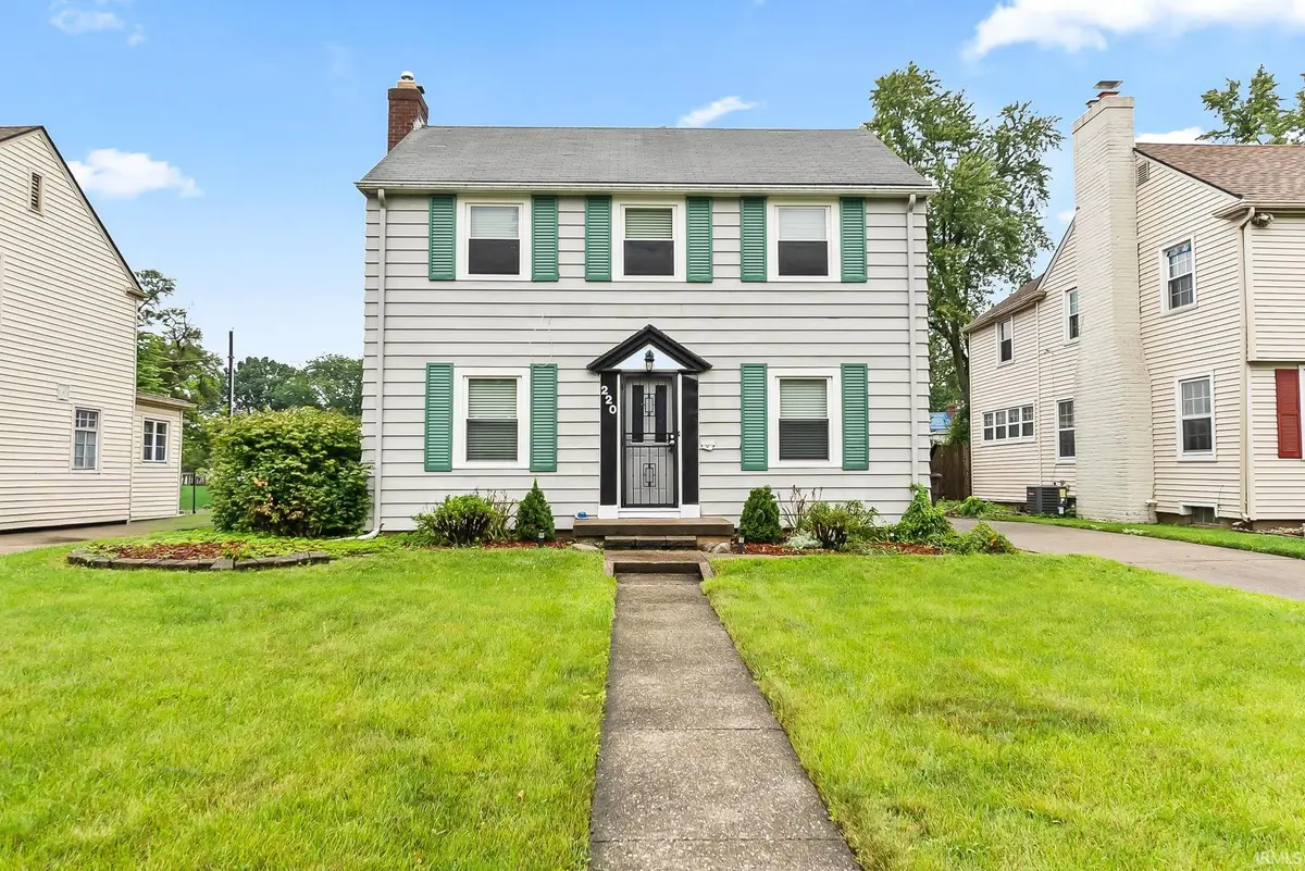 220 W Fleming Avenue, Fort Wayne, IN 46807 - #1