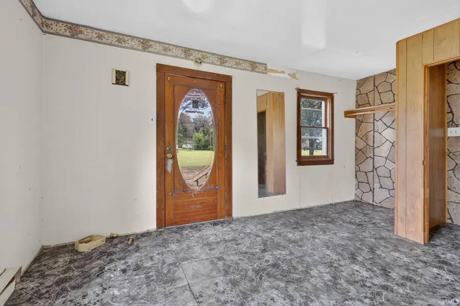 6822 Wayne Trace, Fort Wayne, IN 46816 - #2