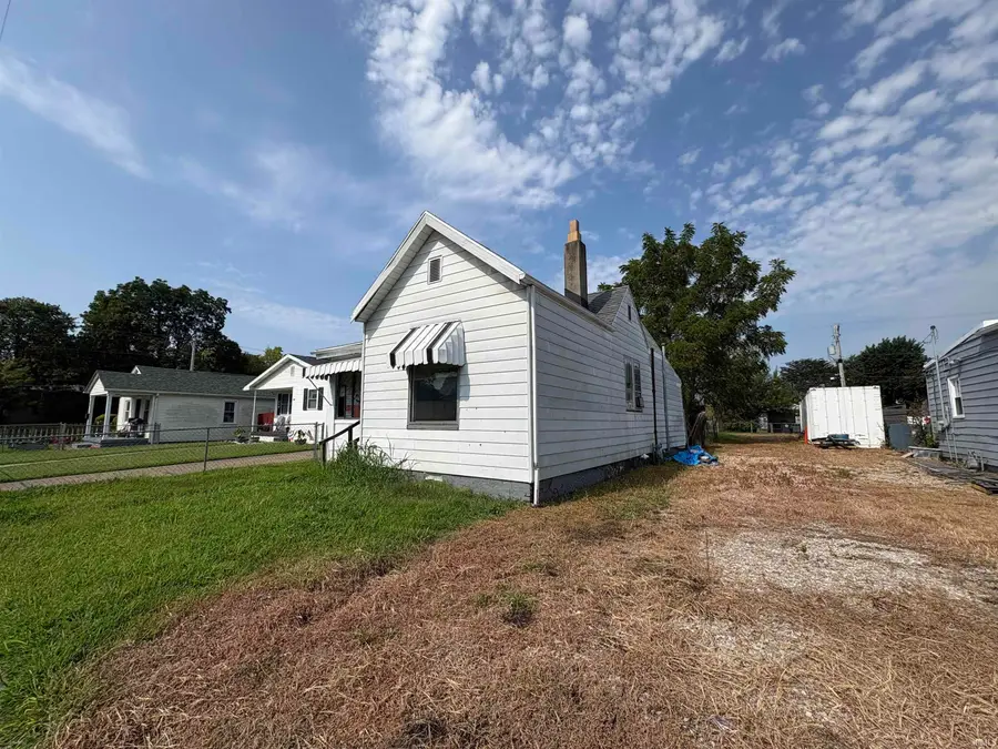433 S Evans Avenue, Evansville, IN 47713 - #2