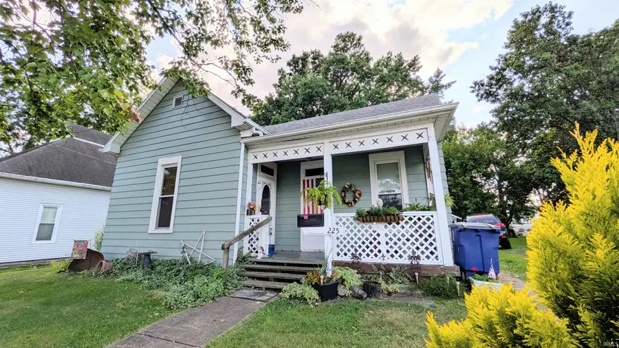 225 S Gibson Street, Princeton, IN 47670 - #2
