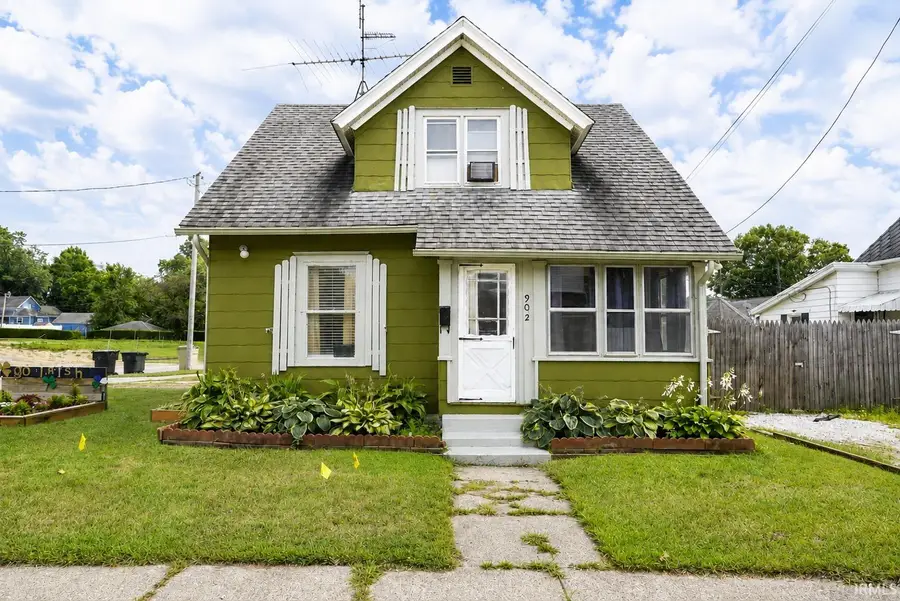 902 Bruce Street, South Bend, IN 46613 - #2