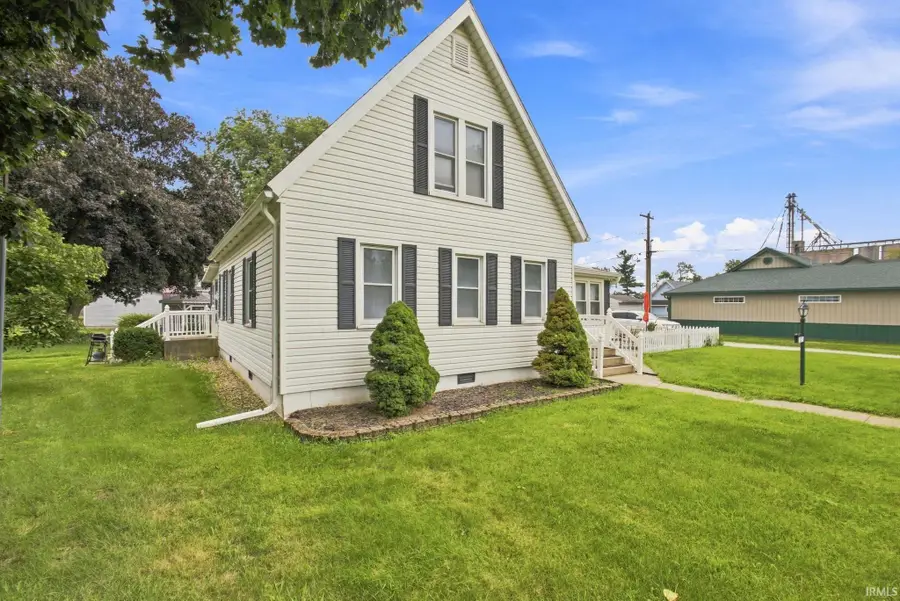 1017 N Weston Street, Rensselaer, IN 47978 - #2
