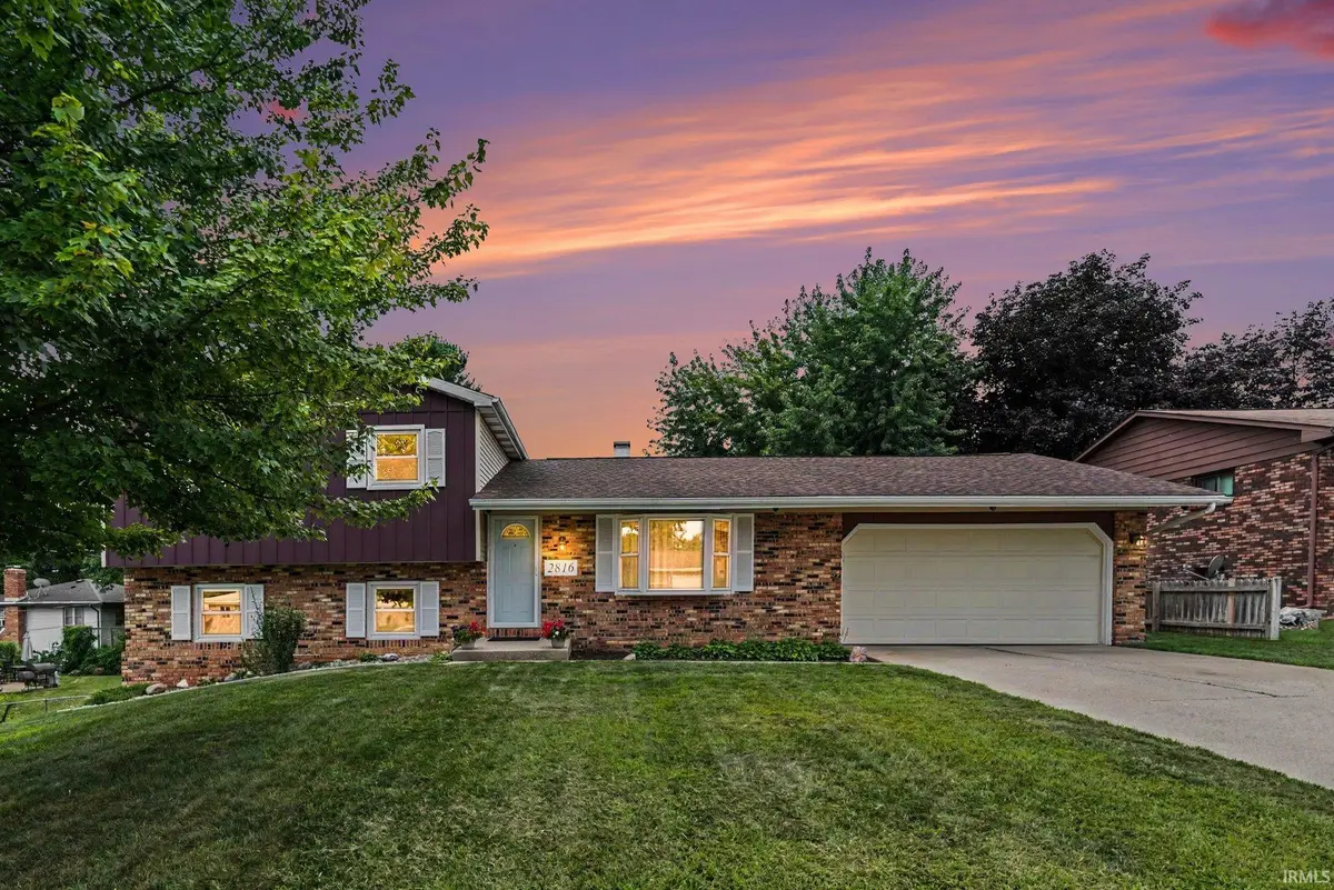 2816 Council Oak Drive, South Bend, IN 46628 - #1