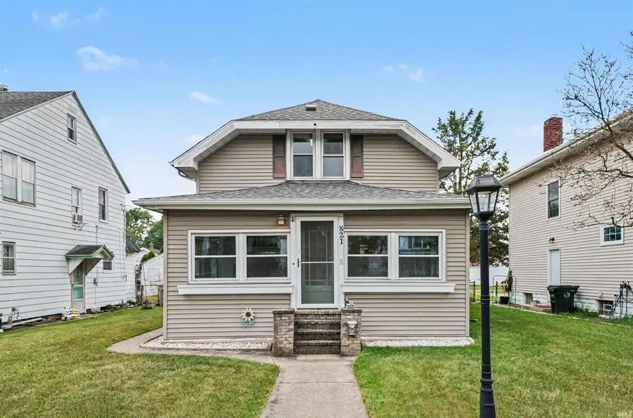 821 S 33rd Street, South Bend, IN 46615 - #2