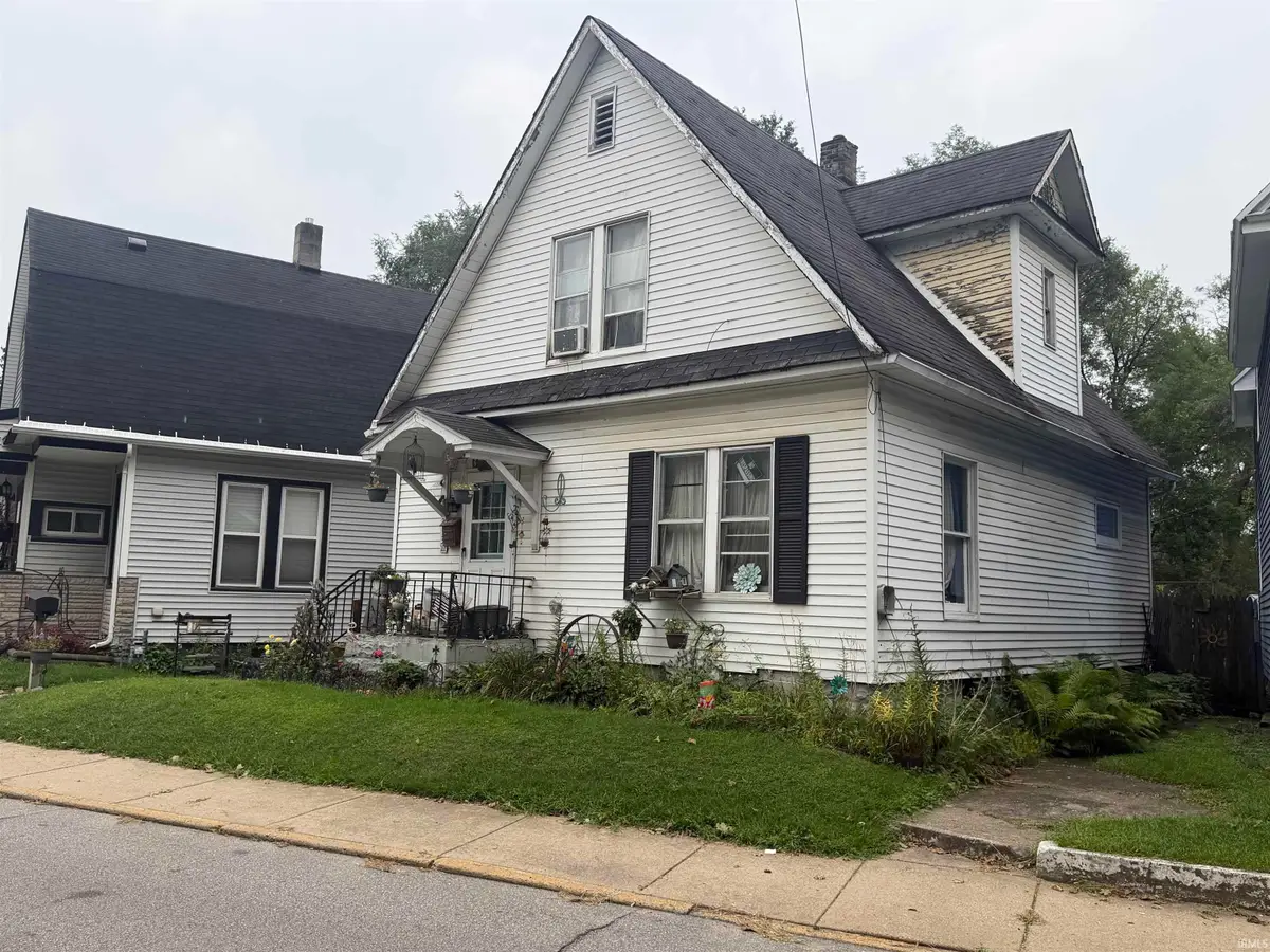 313 S Shore Avenue, Elkhart, IN 46516 - #1