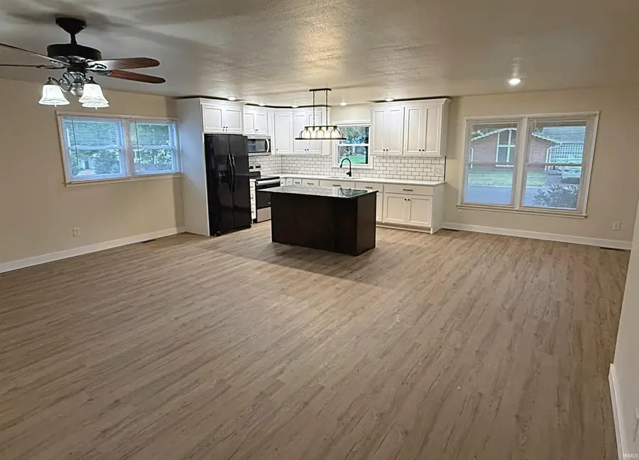 1816 Woodlawn Drive, Washington, IN 47501 - #3