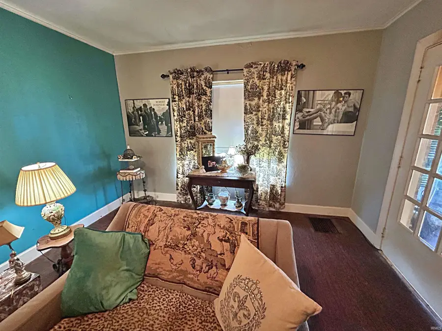 207 W Walnut Street, Washington, IN 47501 - #3