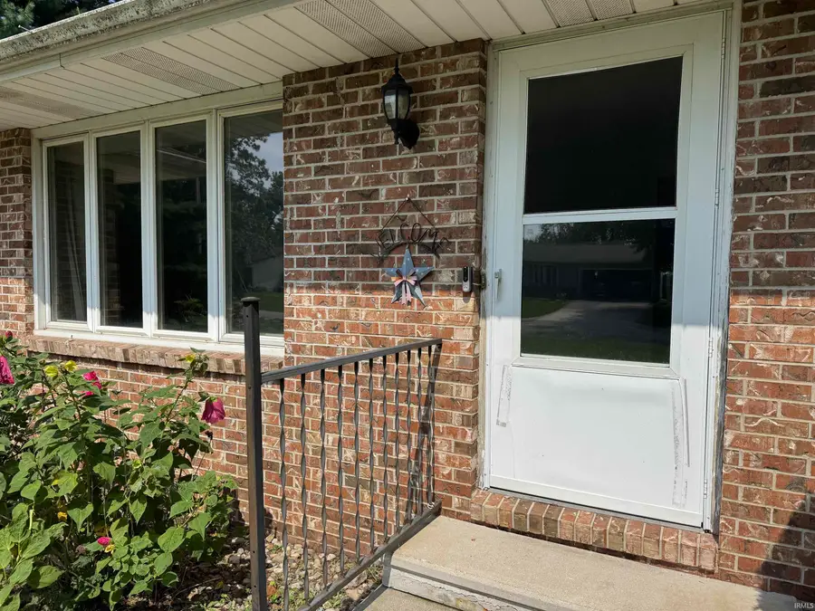 52054 Del Rue Drive, Elkhart, IN 46514 - #2
