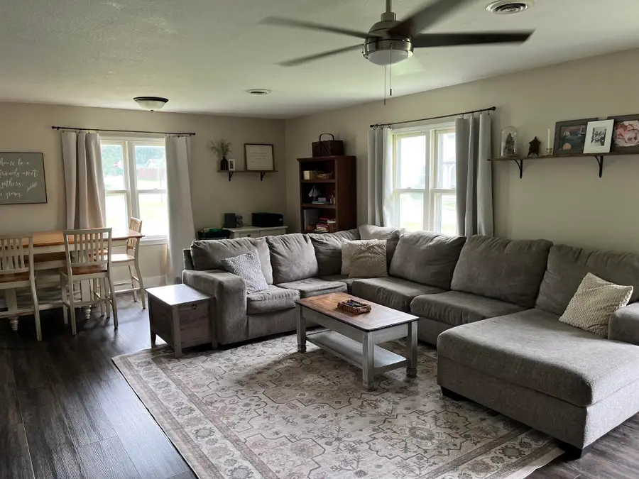 506 S Jackson Street, South Whitley, IN 46787 - #3