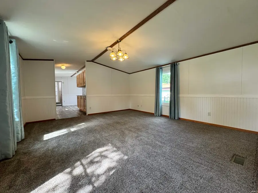 402 S Higbee Street, Milford, IN 46542 - #2