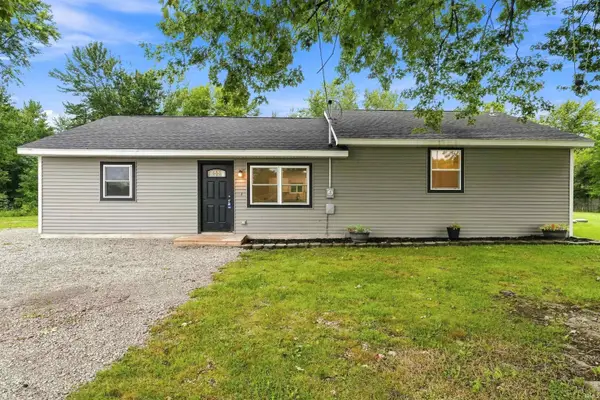 2854 S Lima Road, Kendallville, IN 46755