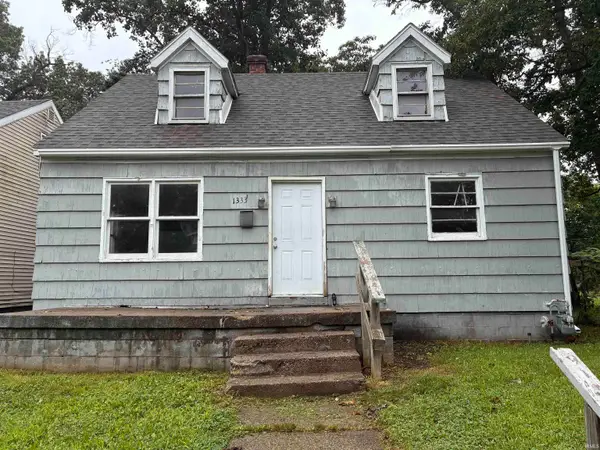 1333 Johnson Street, South Bend, IN 46628
