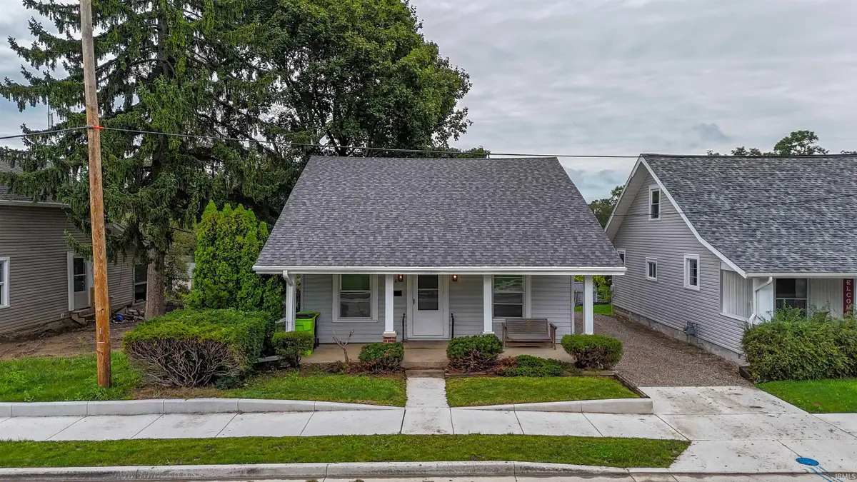 556 Division Street, Huntington, IN 46750 - #1