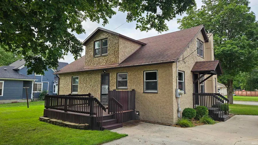 411 W 15th Street, Auburn, IN 46706 - #2