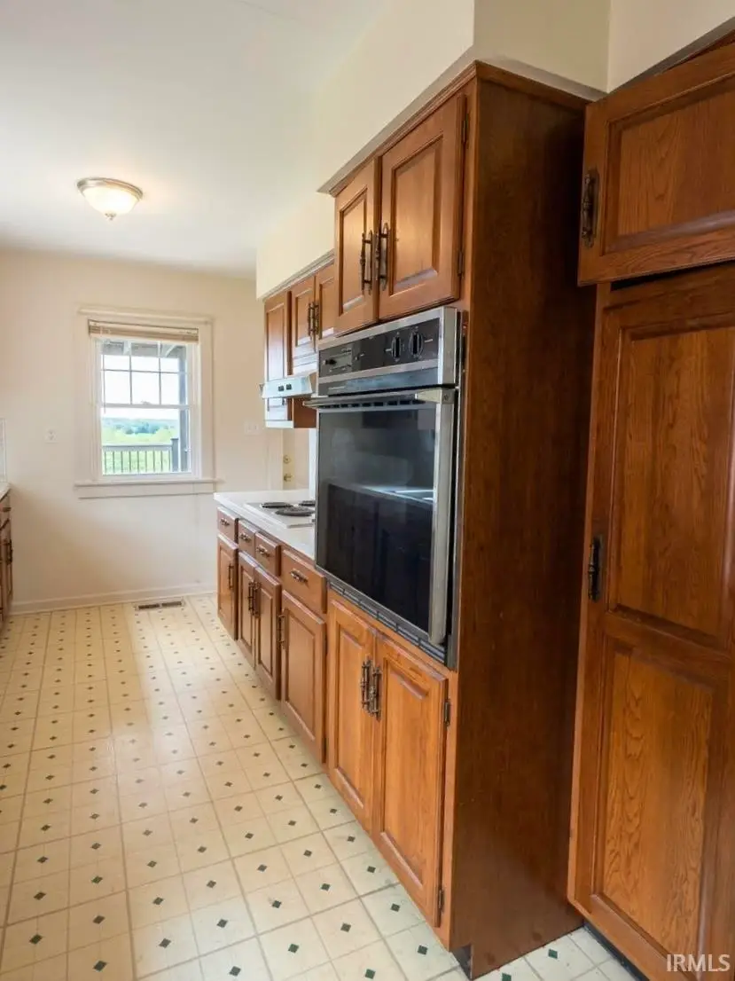 1613 Annette Avenue, Fort Wayne, IN 46805 - #3