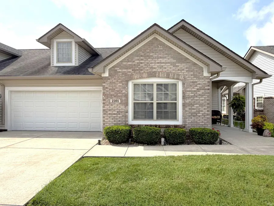 2101 Eastfield Drive, Crawfordsville, IN 47933 - #2