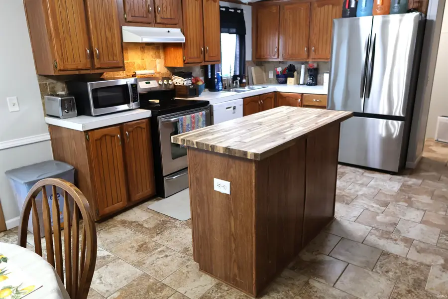 8108 Arvin Lane, Loogootee, IN 47553 - #3