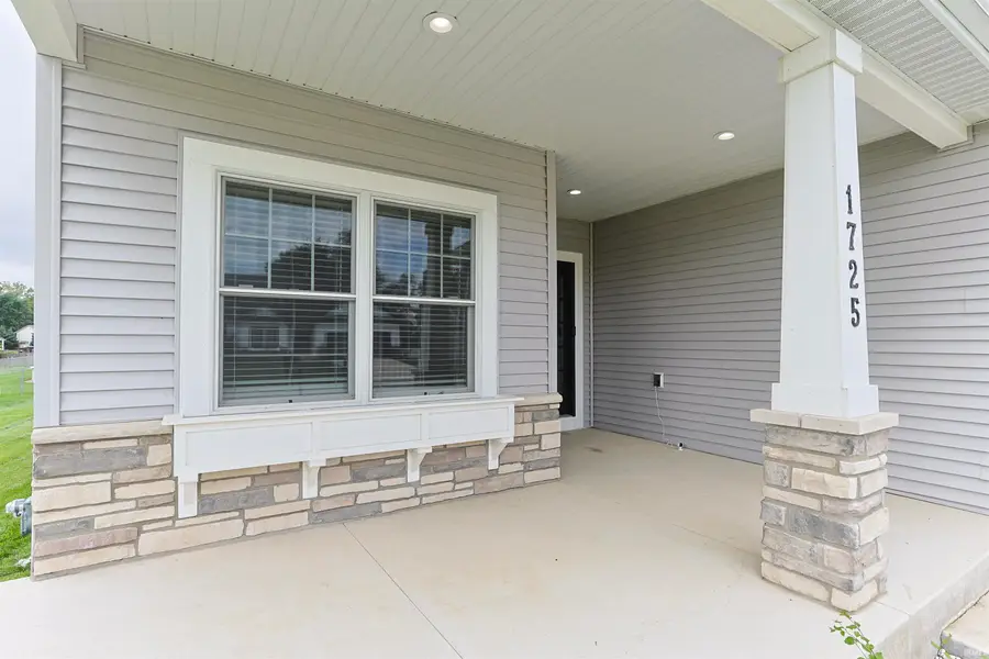 1725 Stoneham Drive, Mishawaka, IN 46544 - #3