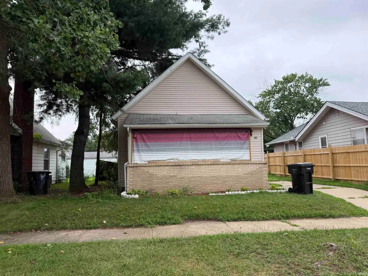 936 S 33rd Street, South Bend, IN 46615 - #1