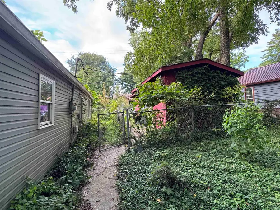 1018 E Thornton Drive, Bloomington, IN 47401 - #3