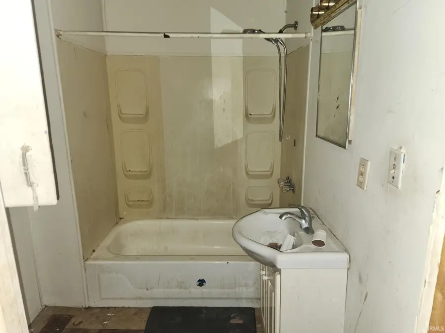 110 E 8th Street, Peru, IN 46970 - #2