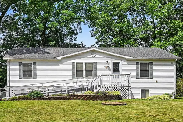 5200 W Lakeview Park Drive, Warsaw, IN 46580