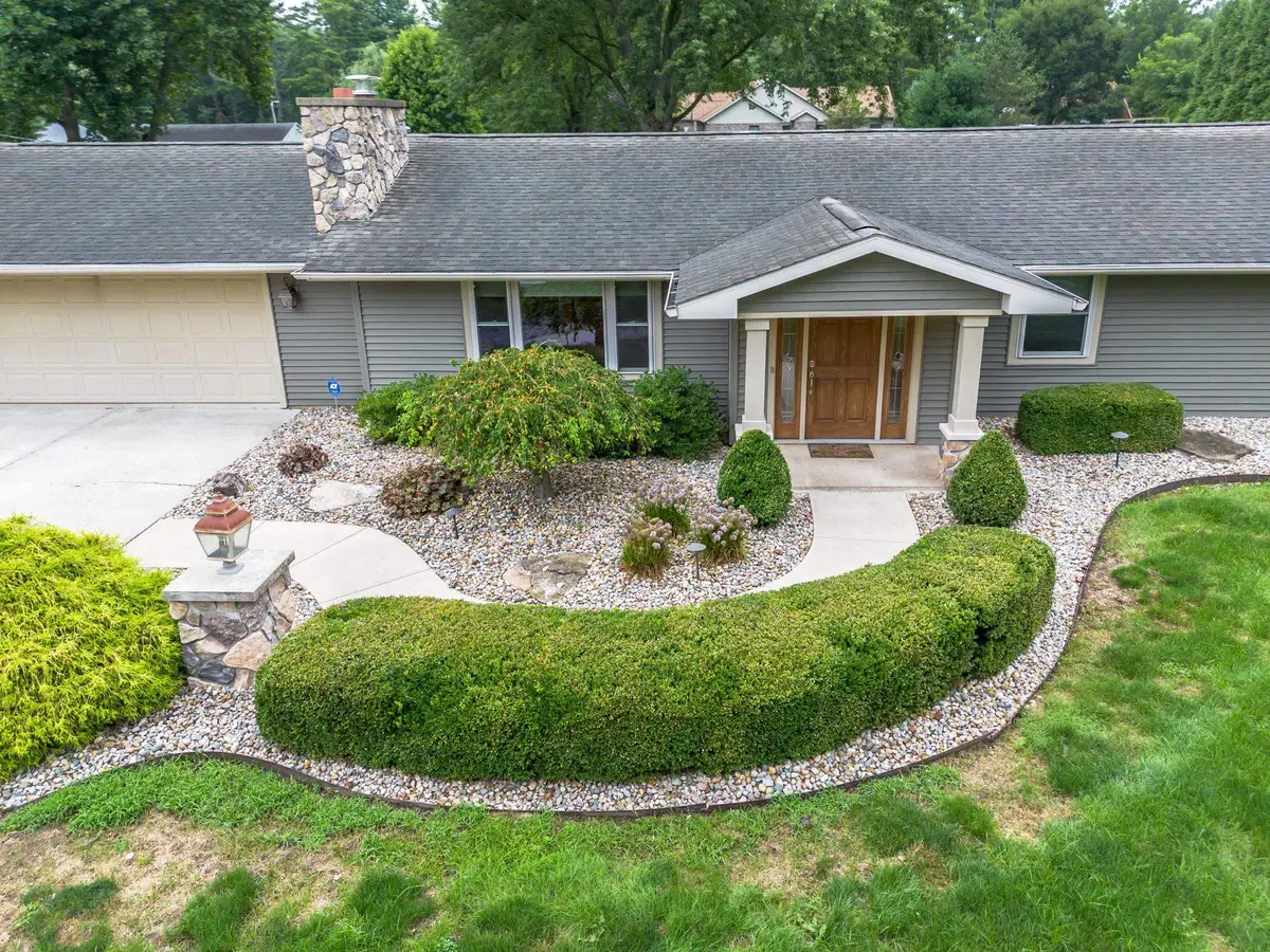 6902 W Hamilton Road, Fort Wayne, IN 46814 - #1